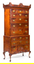 FINE DOCUMENTED DUNLAP NH CHEST ON CHEST.