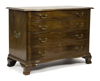 18TH C. MAHOGANY REVERSE SERPENTINE CHEST.