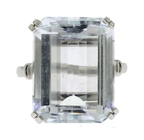 VINTAGE SIGNED BIRKS 18K GOLD AQUAMARINE RING.