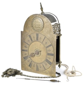 AN EARLY 18TH C. BRASS LANTERN CLOCK.