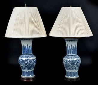 PR OF CHINESE BLUE AND WHITE PORCELAIN LAMPS.