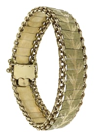 MID-CENTURY 14K & 18K GOLD ENGRAVED BRACELET.