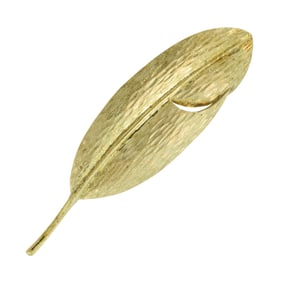 TIFFANY & CO. A. CUMMINGS 18K GOLD LEAF PIN.