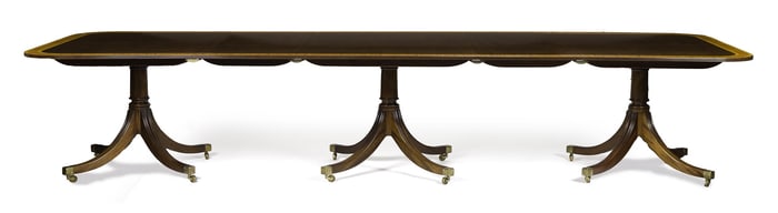 FINE ENGLISH TRIPLE PEDESTAL DINING TABLE.