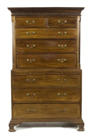 18TH C. GEORGIAN MAHOGANY CHEST ON CHEST.
