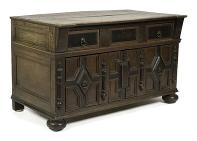 17TH C. JACOBEAN PANELED CHEST.