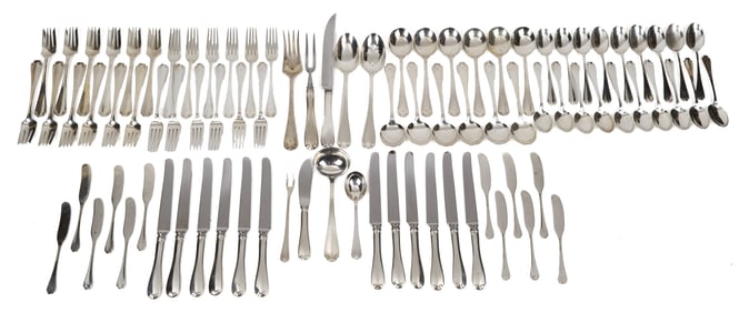 TIFFANY & CO. STERLING FLATWARE SET, FLEMISH PATTERN.