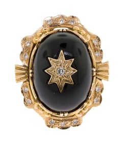 VINTAGE 14K GOLD BLACK ONYX & DIAMOND RING.
