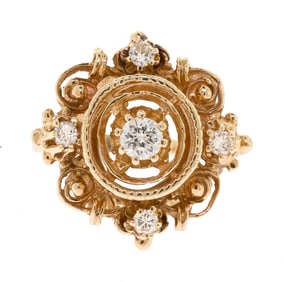 VINTAGE 14K GOLD ROUND DIAMOND RING.