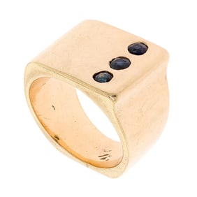 14K GOLD WIDE BLUE SAPPHIRE RING.
