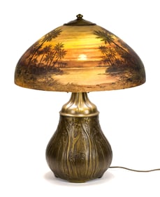 ANTIQUE HANDEL TABLE LAMP.
