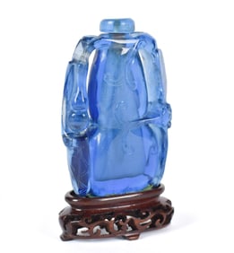 ANTIQUE CHINESE PEKING GLASS SNUFF BOTTLE.