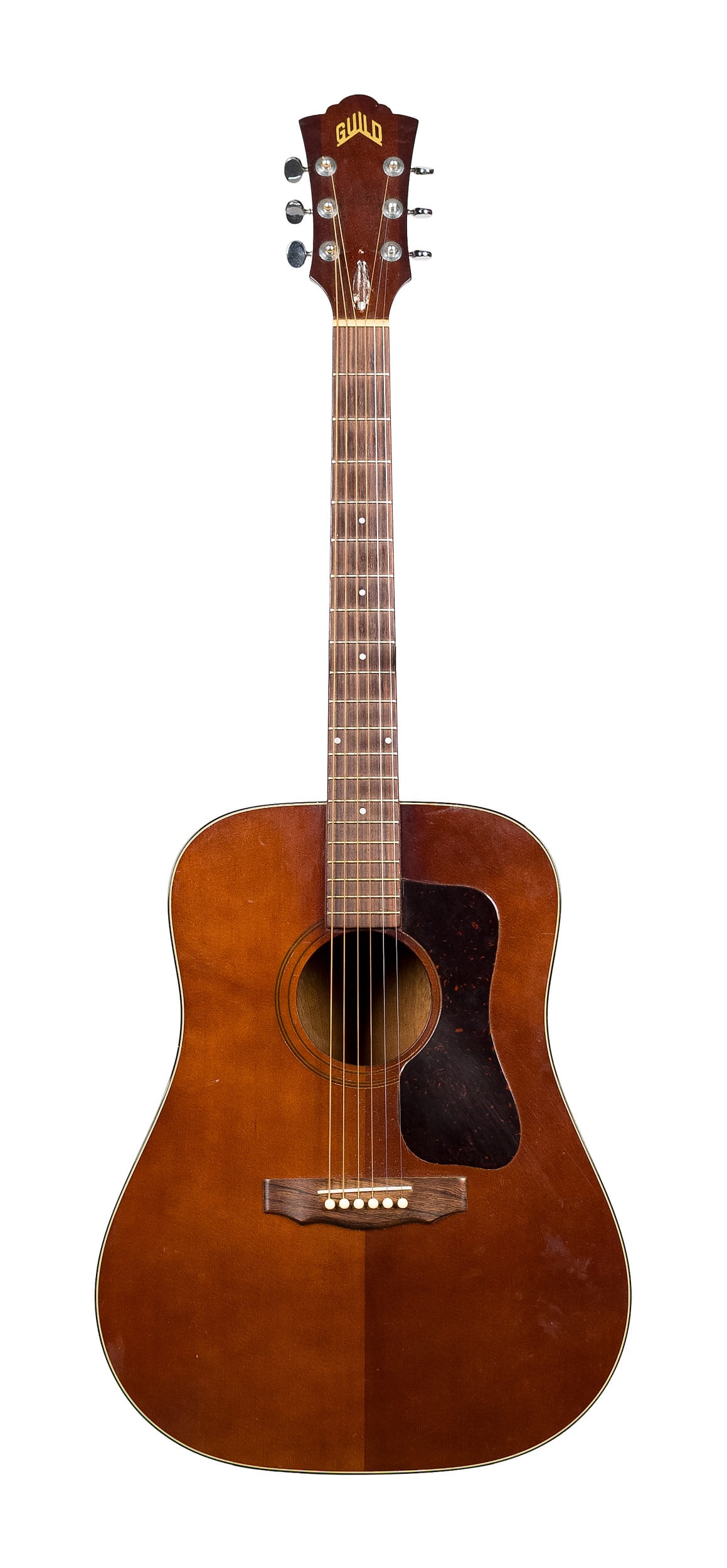 1979 GUILD D25 ACOUSTIC GUITAR.: A 1979 Guild D25 acoustic guitar with mahogany stained spruce top, mahogany back and sides, and soft travel case. Guitar 41”l x 16”W at lower bout, 25.5” scale length.