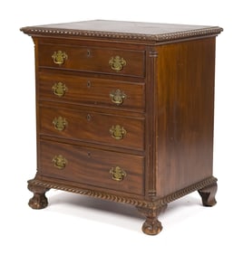 19TH C. MAHOGANY BACHELOR'S CHEST.