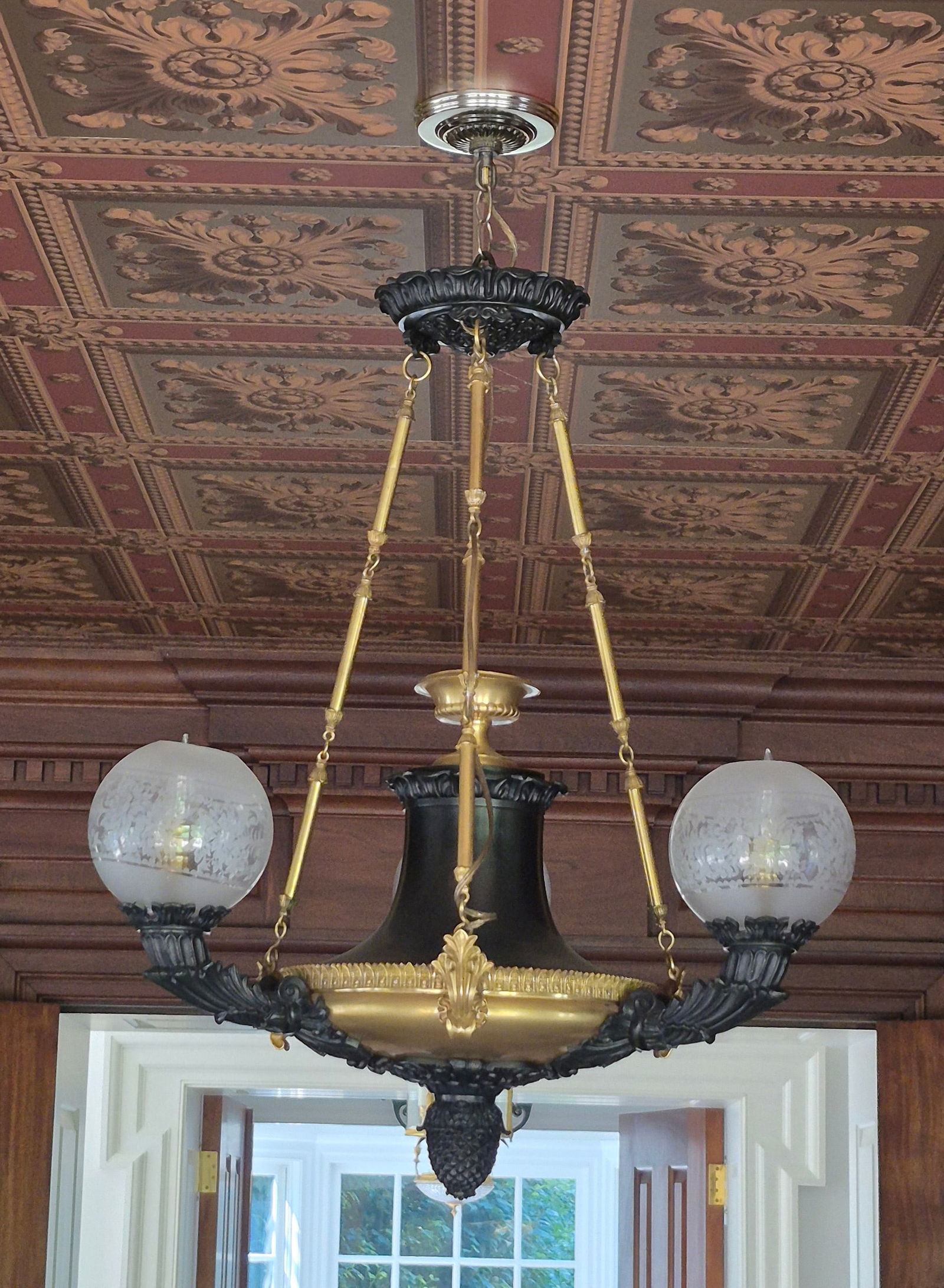 ANTIQUE FRENCH DORE GILT THREE BRANCH HANGING LIGHT. (1 of 17)