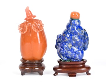 TWO ANTIQUE CHINESE SNUFF BOTTLES.