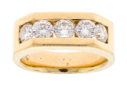 MEN'S 18K GOLD 2.5 CT. TW. FIVE STONE DIAMOND RING.
