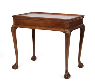CHIPPENDALE CHERRY SHELL CARVED TEA TABLE.