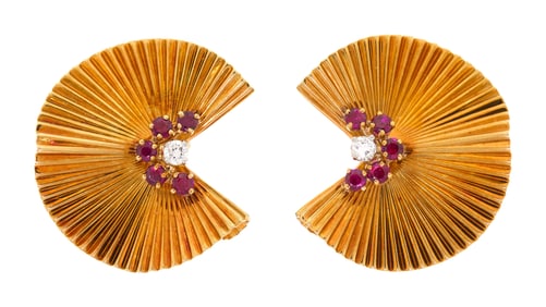 TIFFANY & CO. 18K GOLD MCT RUBY & DIAM CLIP EARRINGS.