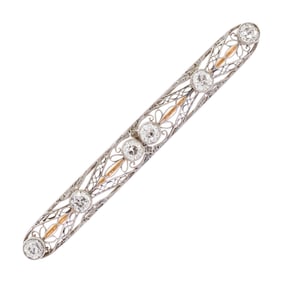 ANTIQUE PLATINUM FILIGREE DIAMOND BAR PIN.