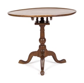 18TH C. SOUTHERN QUEEN ANNE WALNUT TEA TABLE.