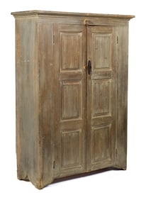18TH C. CARVED AND PAINTED CANADIAN FLOOR CUPBOARD.