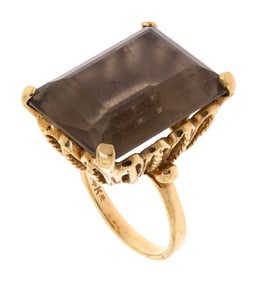 VINTAGE 14K GOLD EMERALD CUT SMOKY QUARTZ RING.
