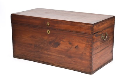 19TH C. LARGE CAMPHOR WOOD TRUNK.
