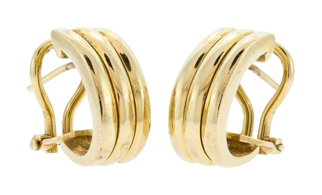 18K YELLOW GOLD HALF HOOP POST EARRINGS.