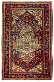ANTIQUE FARRAHAN SAROUK SCATTER RUG.