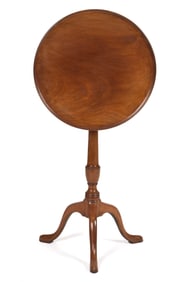 ANTIQUE QUEEN ANNE DISH TOP CANDLESTAND.