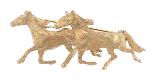 VINTAGE 14K YELLOW GOLD RUNNING HORSES PIN.