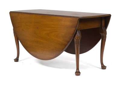KITTINGER MAHOGANY DROP LEAF DINING TABLE.