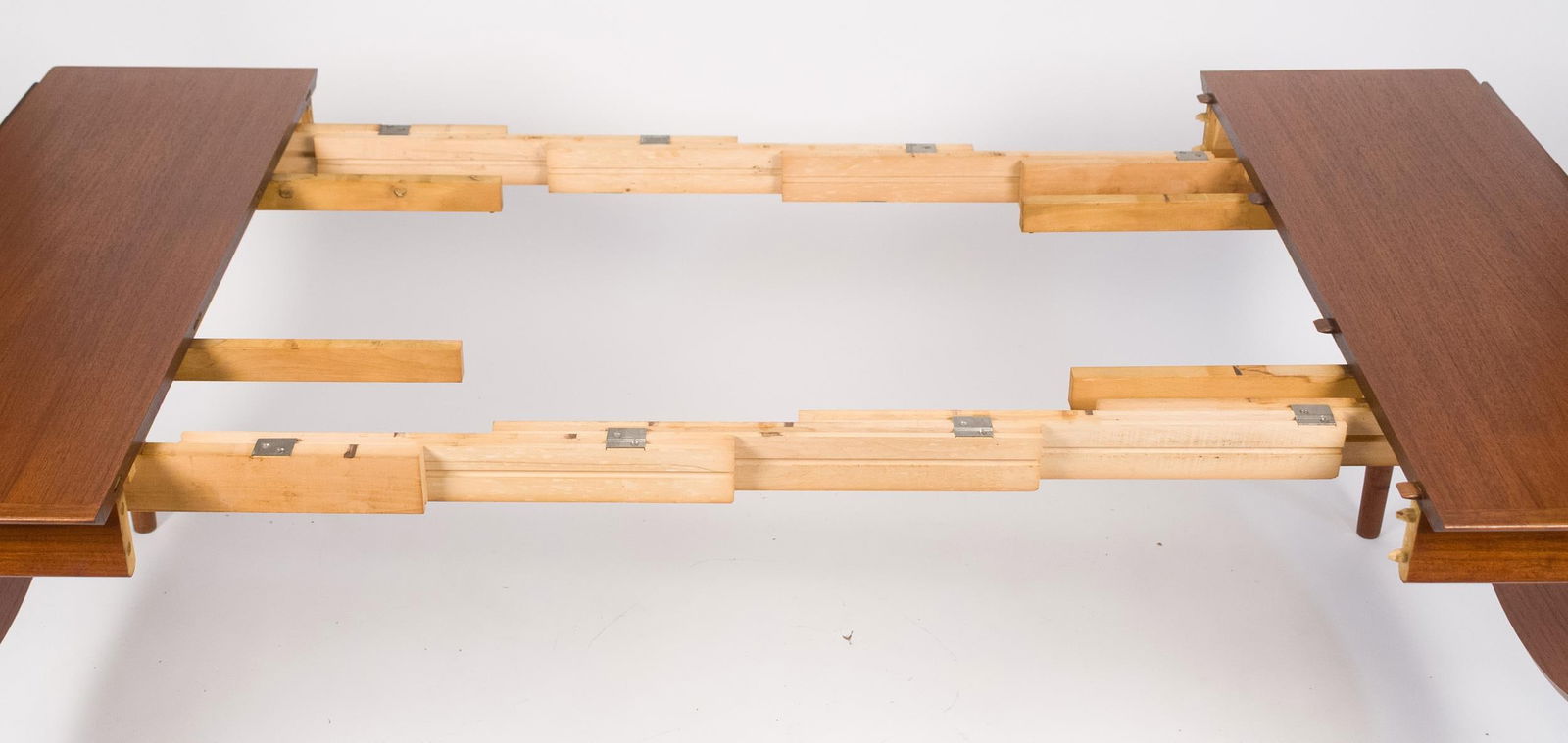 ARNE VODDER FOR SIBAST, MODEL 227 TEAK DINING TABLE. - 8