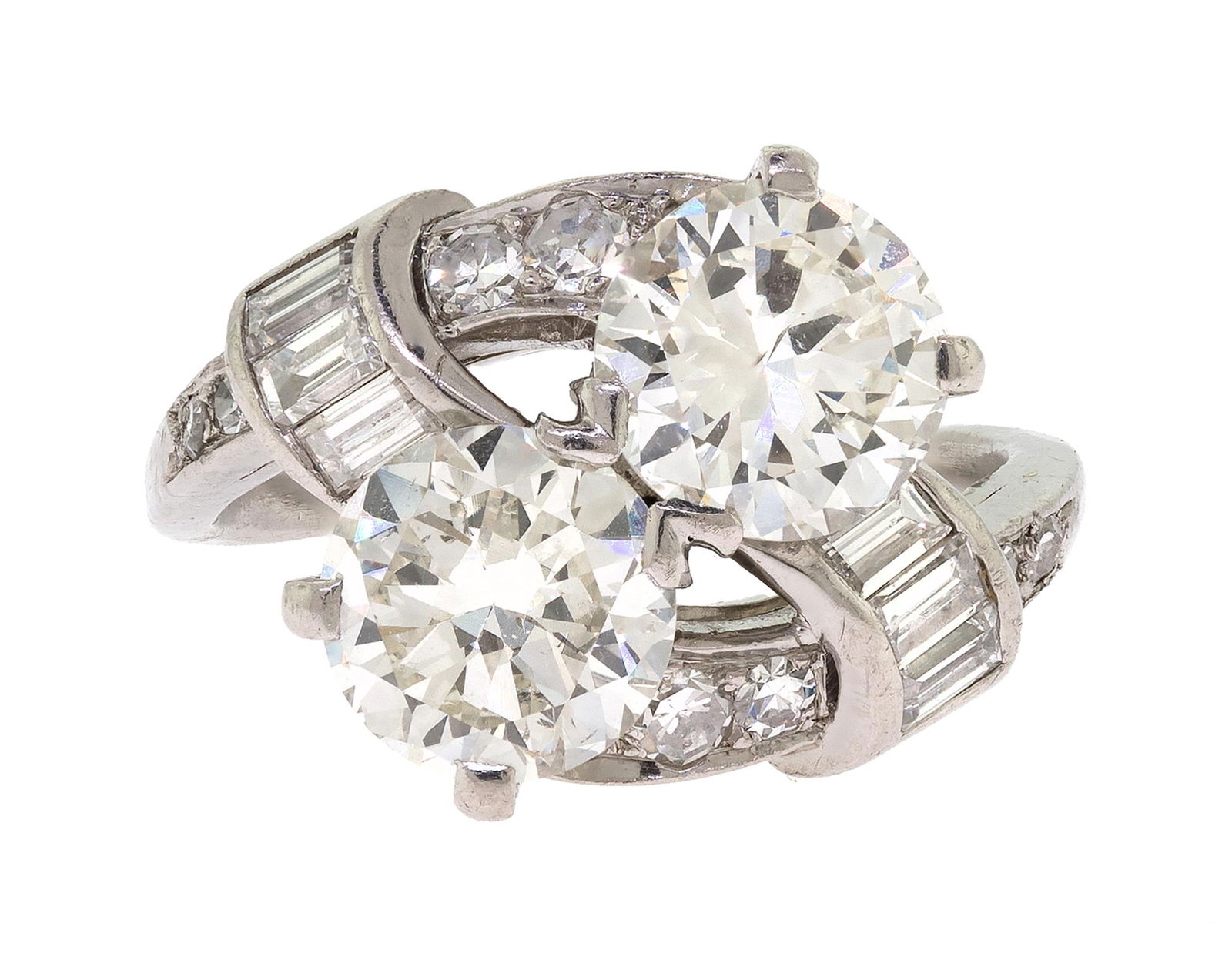 VINTAGE PLATINUM TWIN DIAMOND RING. (1 of 11)
