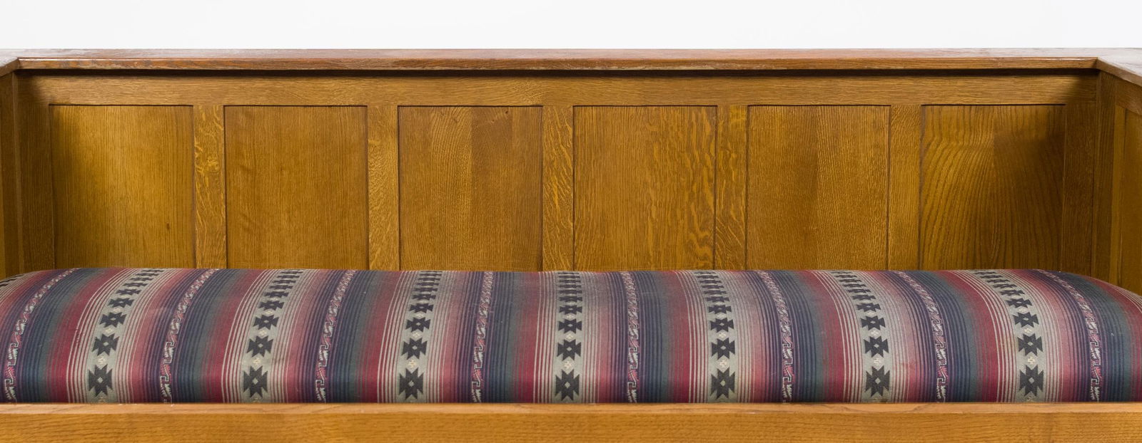 20TH C. STICKLEY PRAIRIE SETTLE. - 8