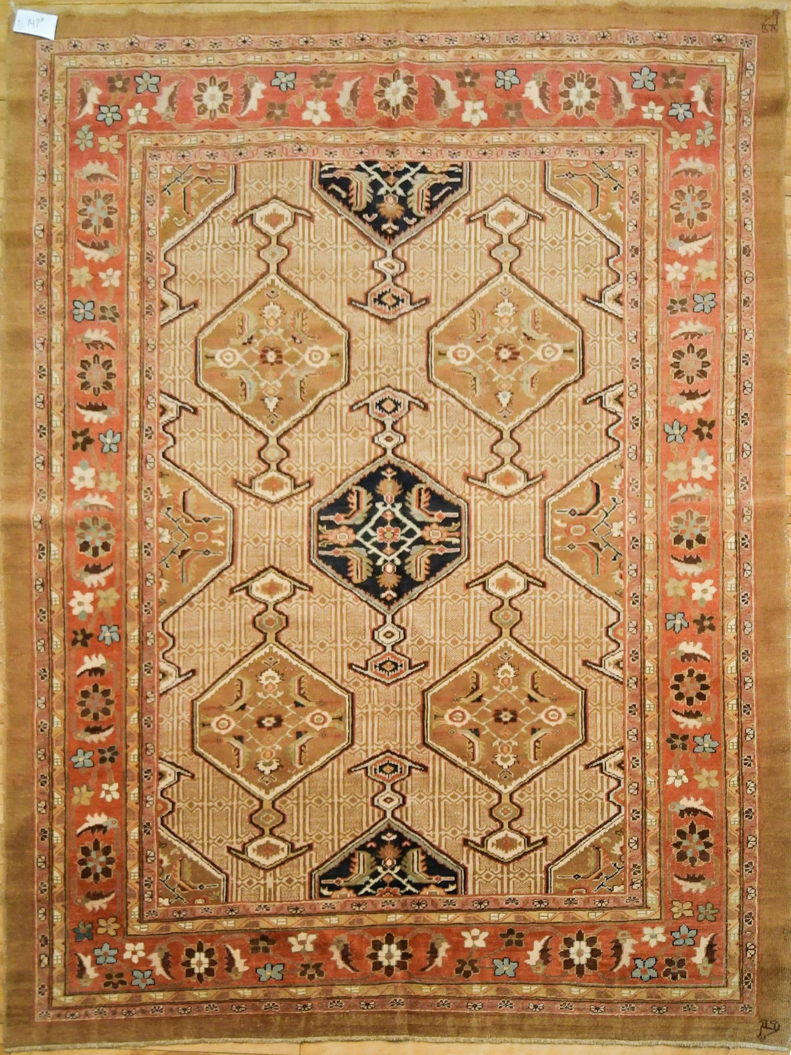 VINTAGE ORIENTAL SERAB AREA RUG. (1 of 9)