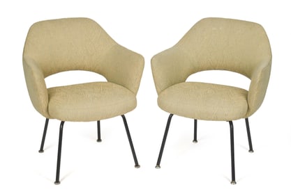 PR. ATTRIBUTED EERO SAARINEN FOR KNOLL CHAIRS.