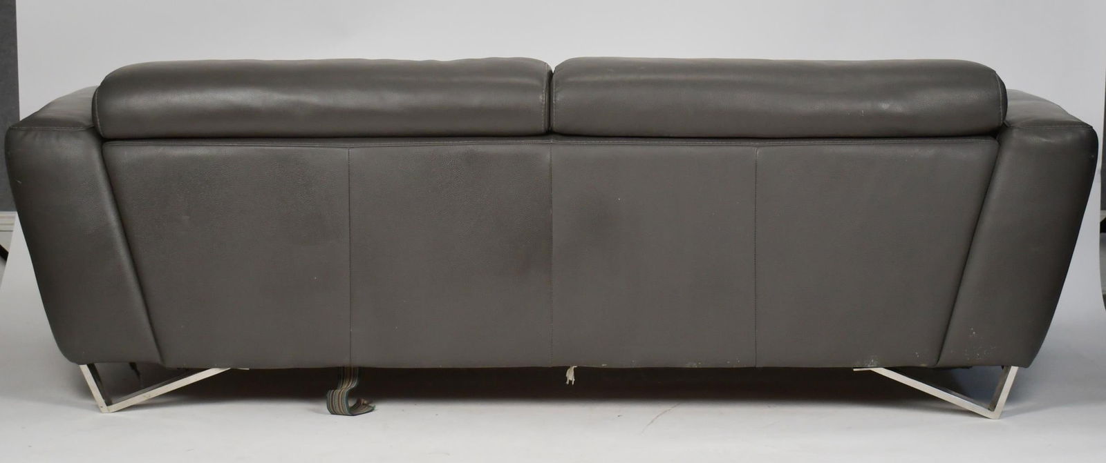 VINTAGE DESIGNER GREY LEATHER SOFA. - 8