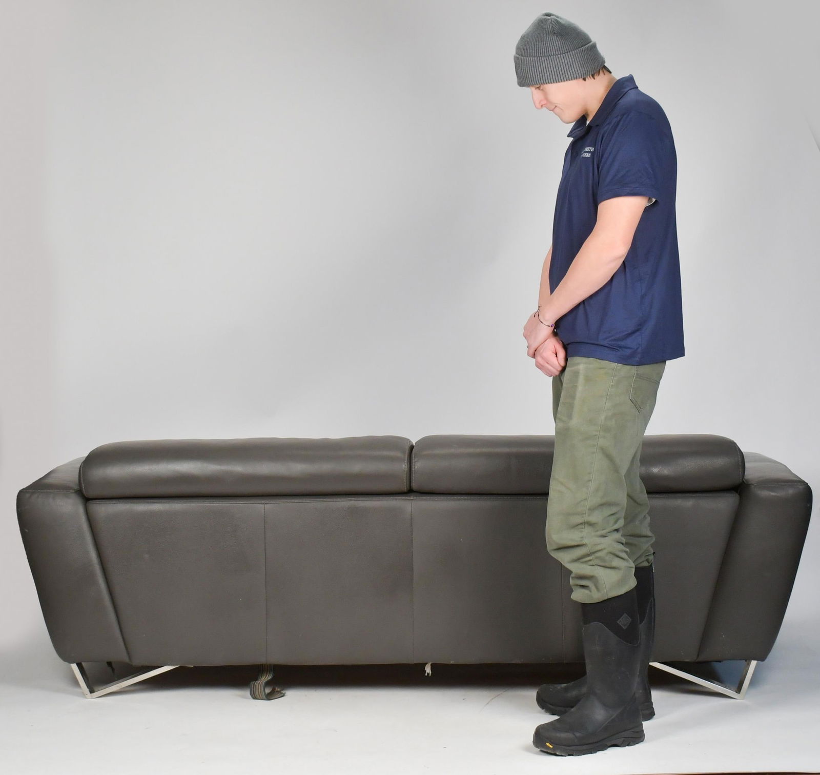 VINTAGE DESIGNER GREY LEATHER SOFA. - 9