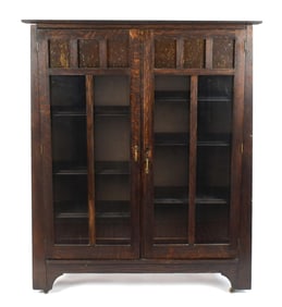 ANTIQUE ARTS & CRAFTS BOOKCASE.