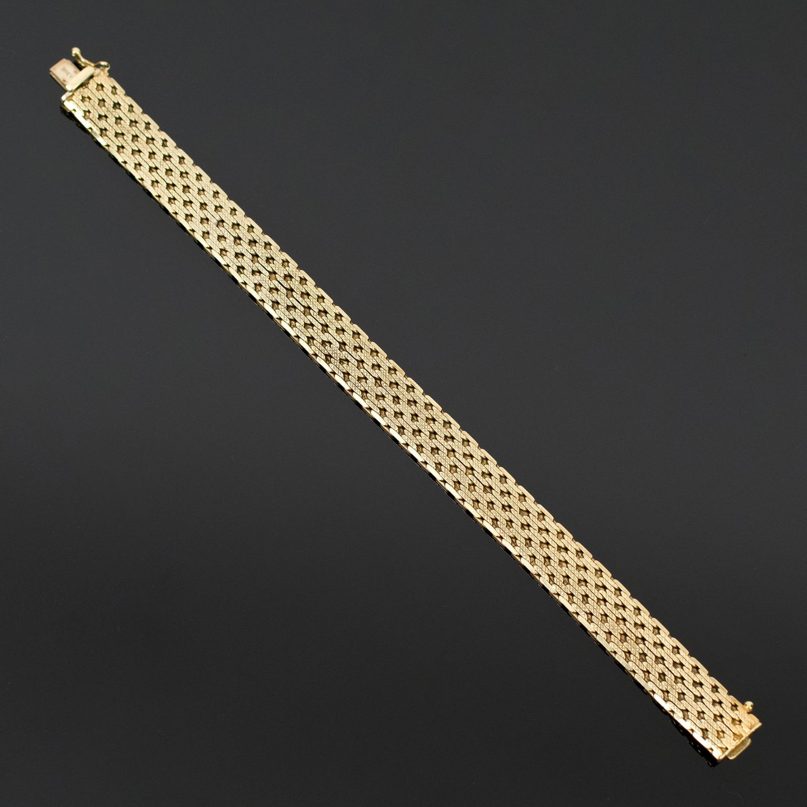 14K GOLD FLAT BRICK LINK BRACELET. - 4