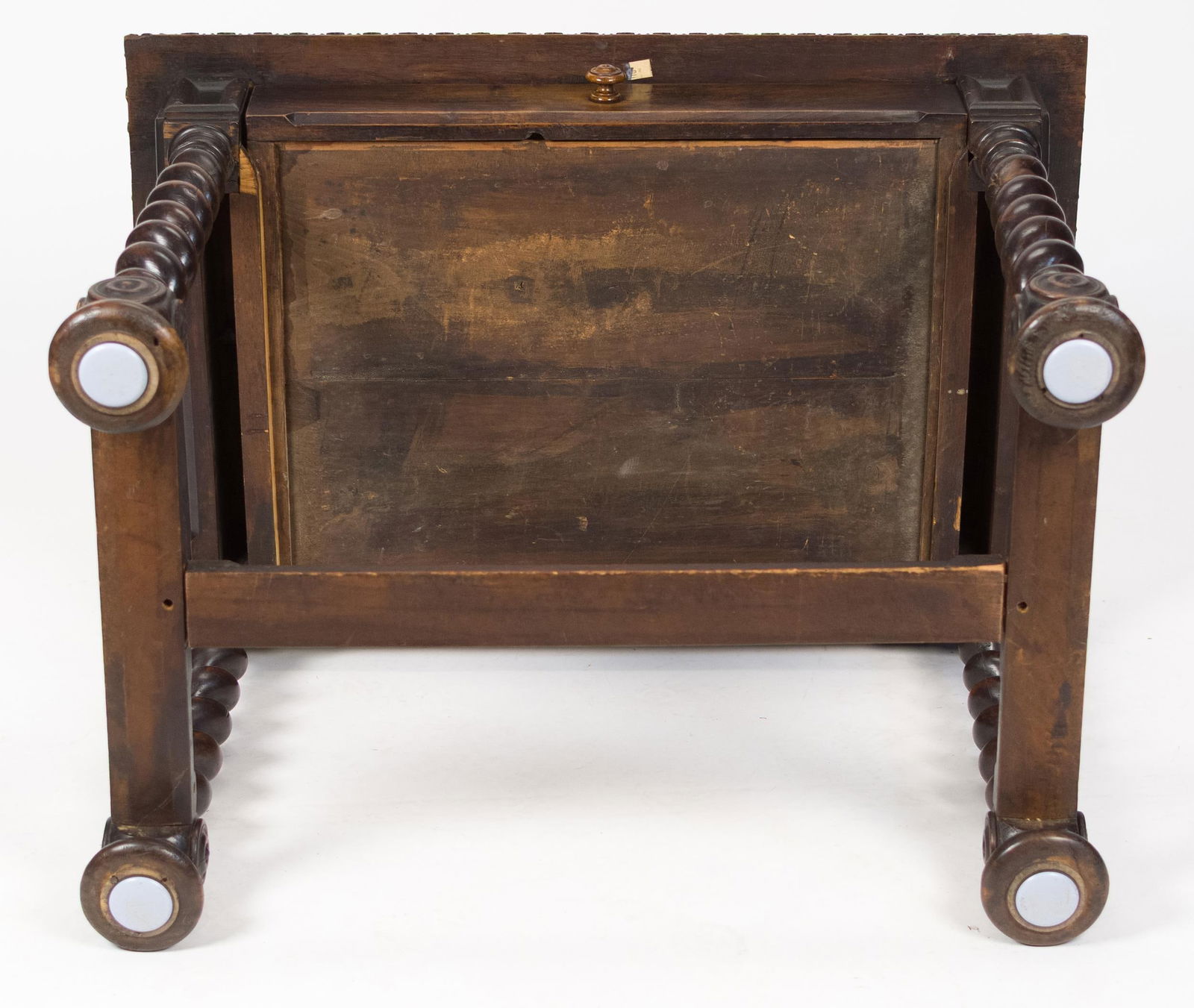19TH C. ITALIAN WALNUT LIBRARY TABLE WITH DRAWER. - 12