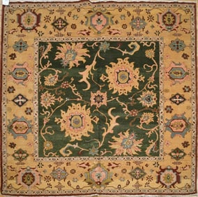 VINTAGE ORIENTAL AREA RUG.