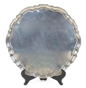 TIFFANY & CO SCALLOPED EDGE SERVING TRAY.