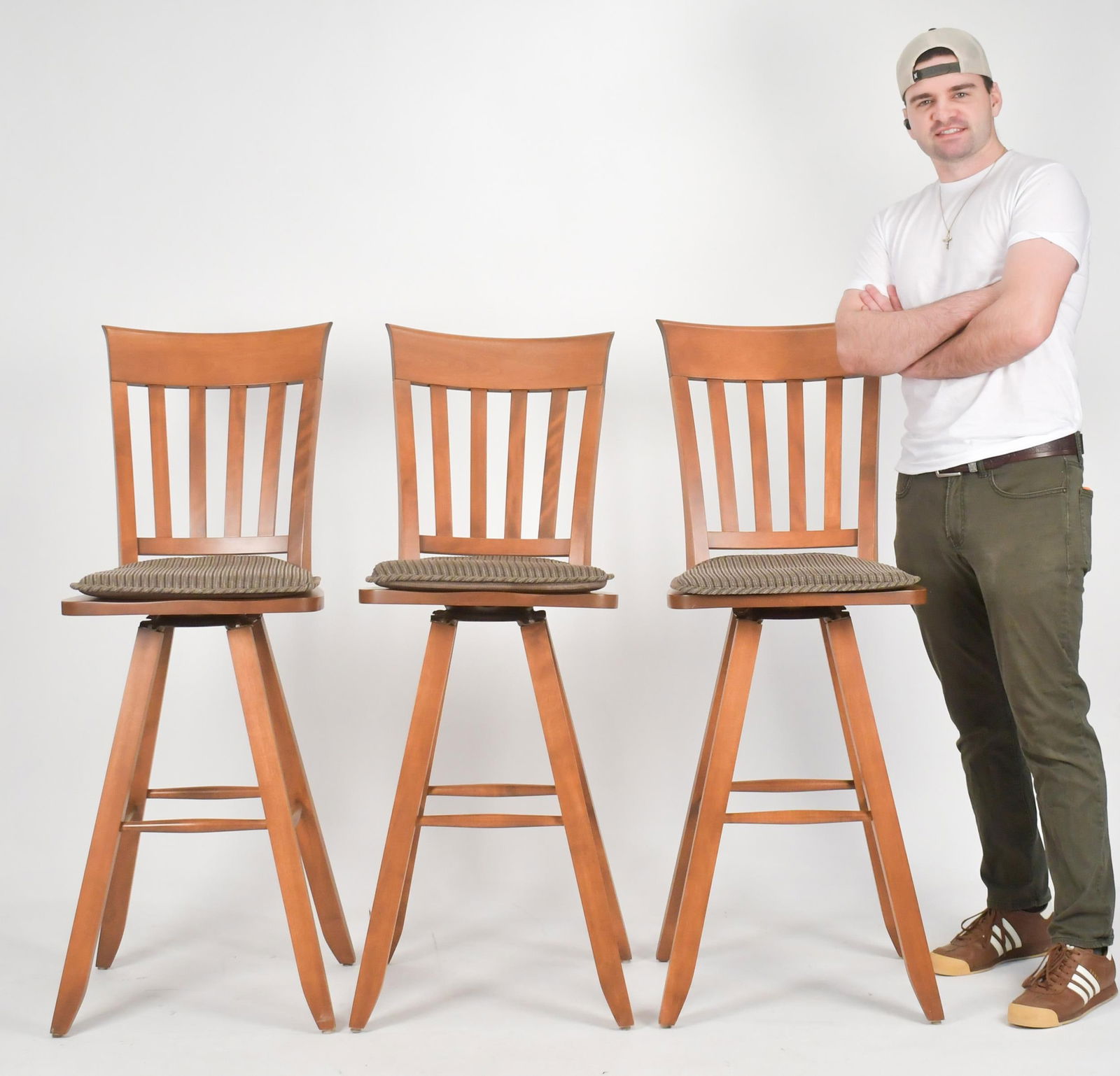 THREE 20TH C. CHERRY BAR STOOLS. - 9