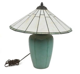 VINTAGE MATTE GREEN VASE LAMP WITH LEADED SHADE.