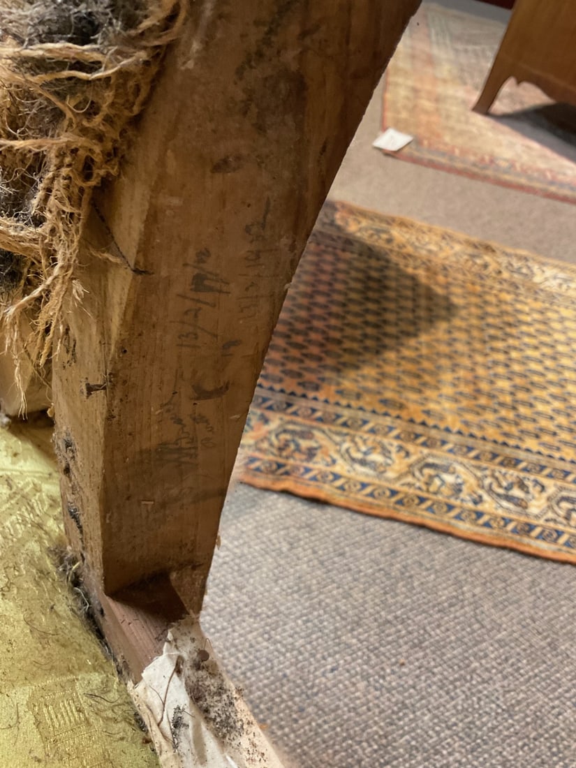 RARE 18TH C. CHIPPENDALE RHODE ISLAND SOFA. - 11