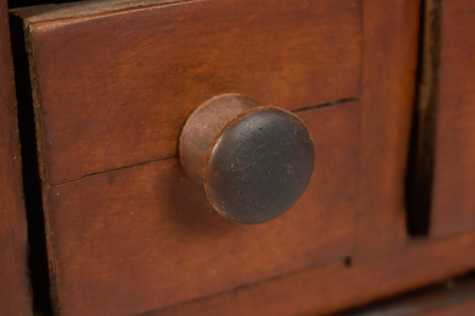 19TH C. RED STAINED PINE SPICE CABINET. - 3