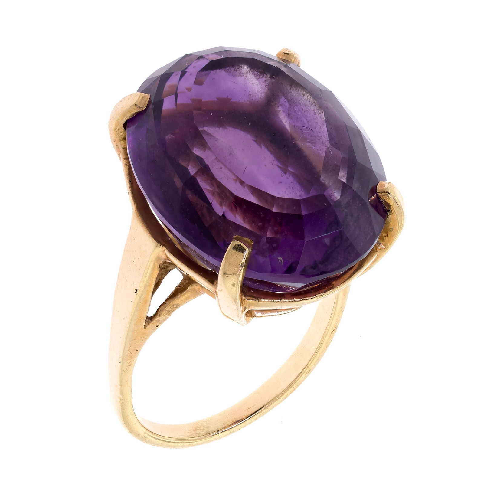 VINTAGE 14K GOLD OVAL AMETHYST RING. (1 of 2)